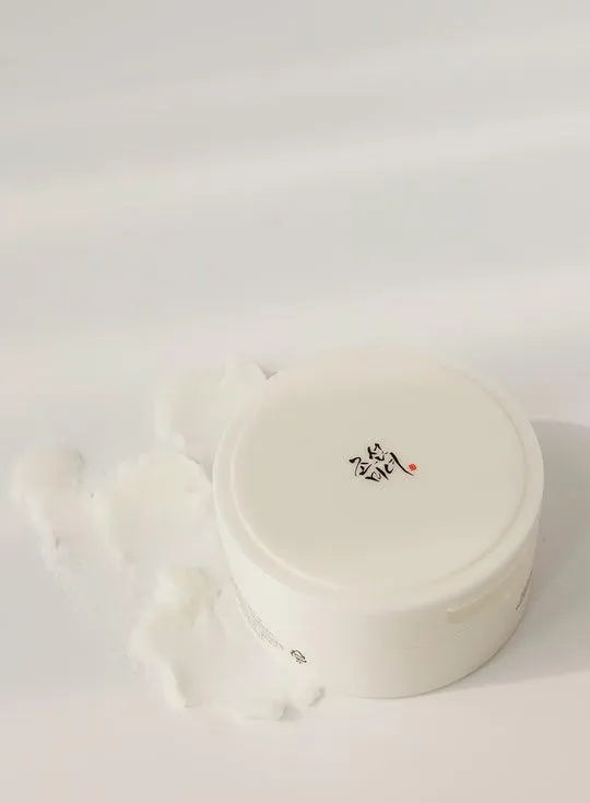 Beauty of Joseon Radiance Cleansing Balm white jar on light background, Korean skincare Nederland
