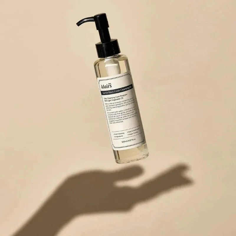 Dear Klairs Gentle Black Deep Cleansing Oil