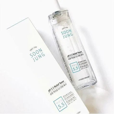 Etude House Soon Jung pH 5.5 Relief Toner bottle and box, Korean skincare product at Me Time Groningen