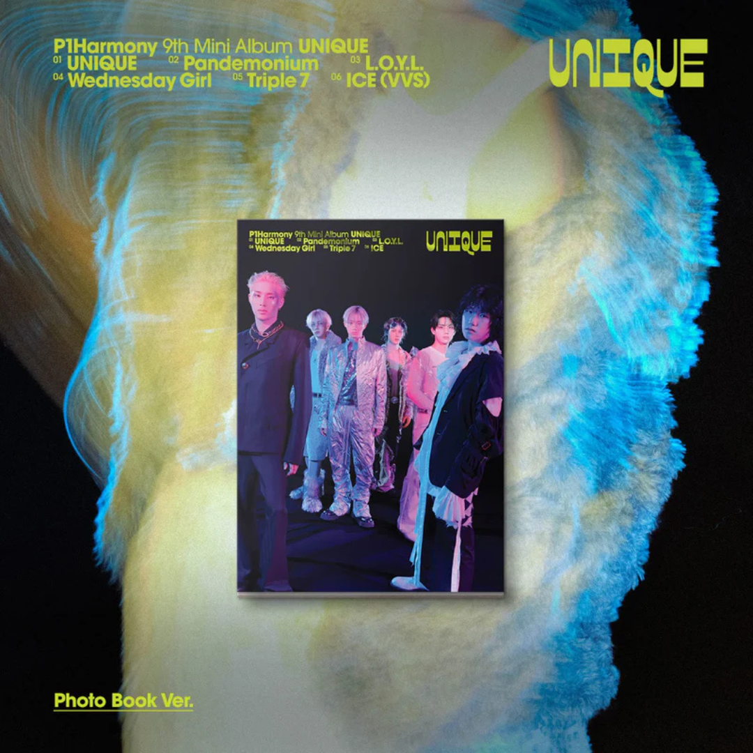 UNIQUE (PHOTO BOOK VER.)