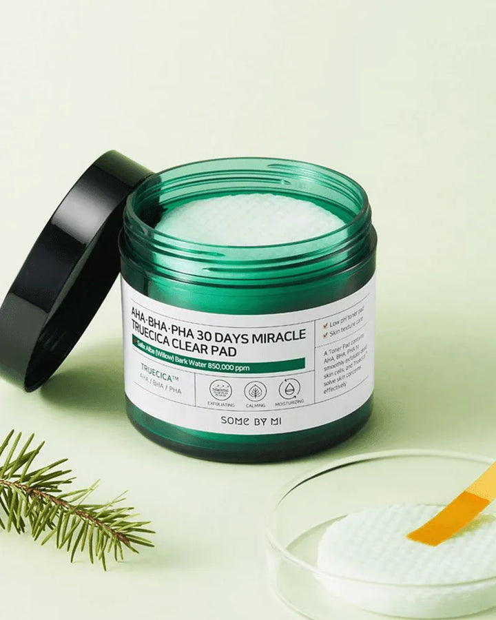 Some By Mi AHA BHA PHA 30 Days Miracle Truecica Clear Pad Korean skincare product jar on light background, Me Time Groningen